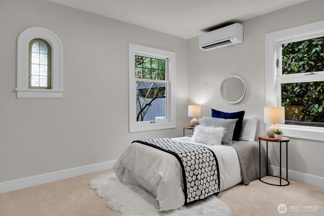 121 E Edgar Street, Seattle, WA 98102