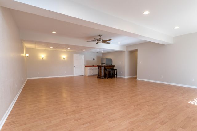 2811 WAYNESBORO DR, Columbia, MO 65202