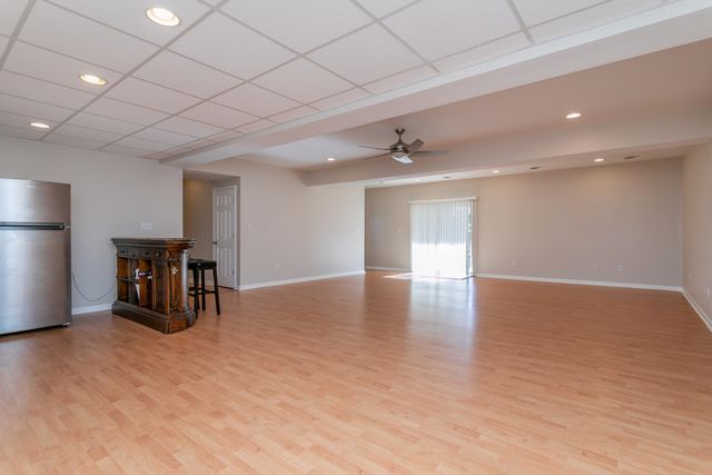 2811 WAYNESBORO DR, Columbia, MO 65202