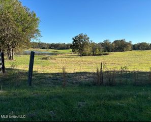 1029 N Ratliff Road, Jackson, MS 39209