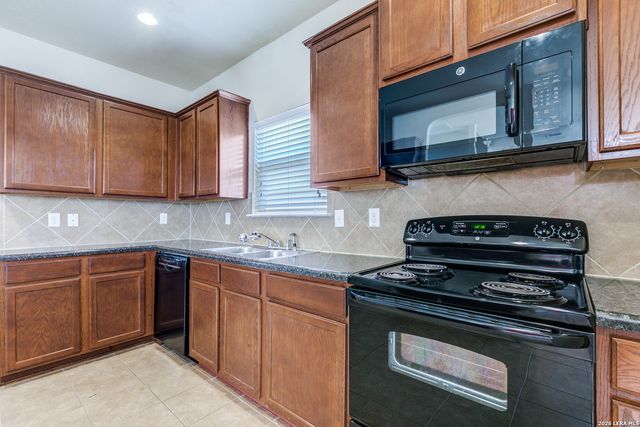 11418 Estufa, San Antonio, TX 78245