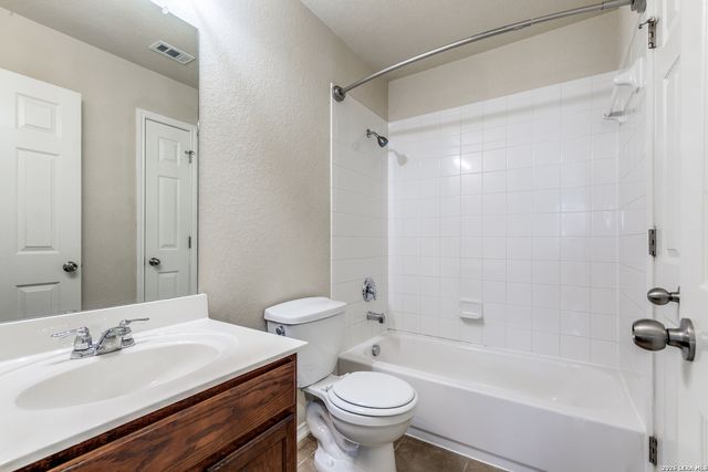 11418 Estufa, San Antonio, TX 78245