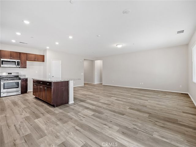 11582 Miranda, Adelanto, CA 92301