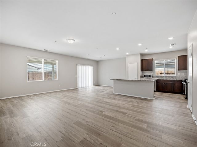 11582 Miranda, Adelanto, CA 92301