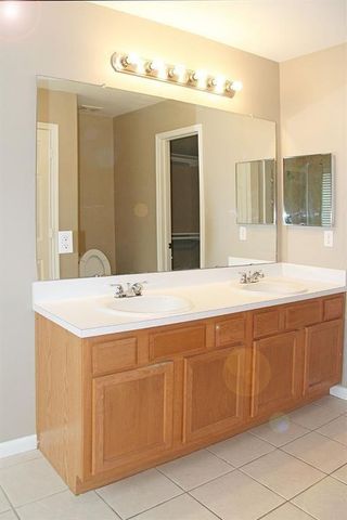 6055 Yorkglen Manor Lane, Houston, TX 77084