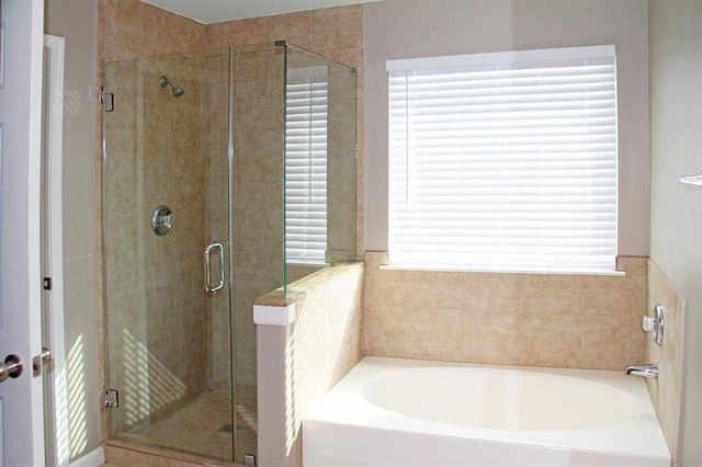 6055 Yorkglen Manor Lane, Houston, TX 77084