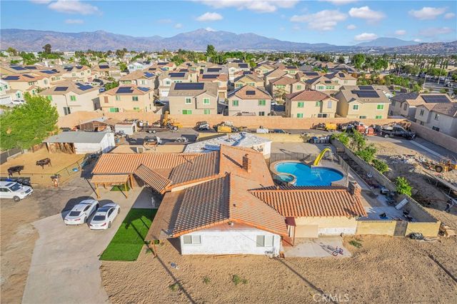 851 S Acacia Ave, Rialto, CA 92376