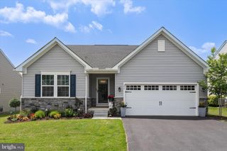 294 LETITIA MANOR DR, West Grove, PA 19390