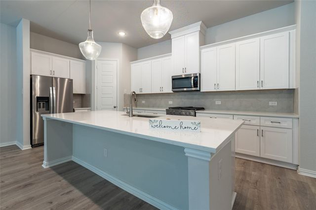 2420 Springhill Avenue, Flower Mound, TX 75028