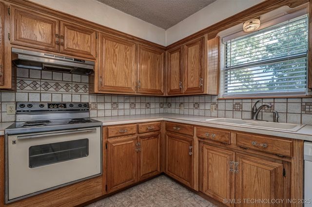 10835 Tims Road, Marietta, OK 73448