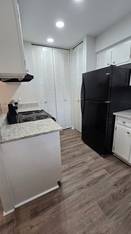 4000 Anderson Rd Apt 68, Nashville, TN 37217