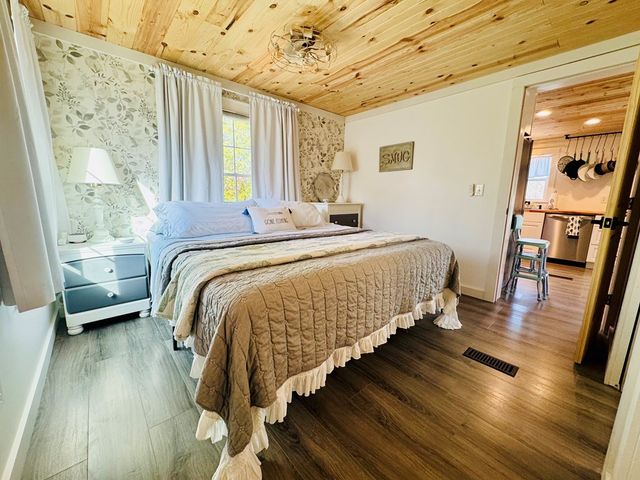 30 Mobleys Bluff Road, Abbeville, SC 29620