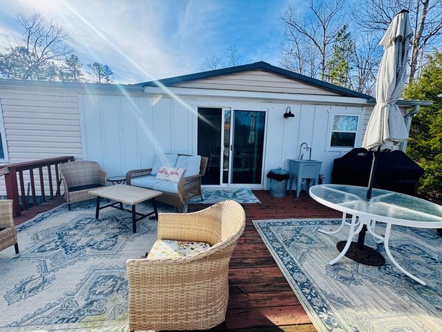 30 Mobleys Bluff Road, Abbeville, SC 29620