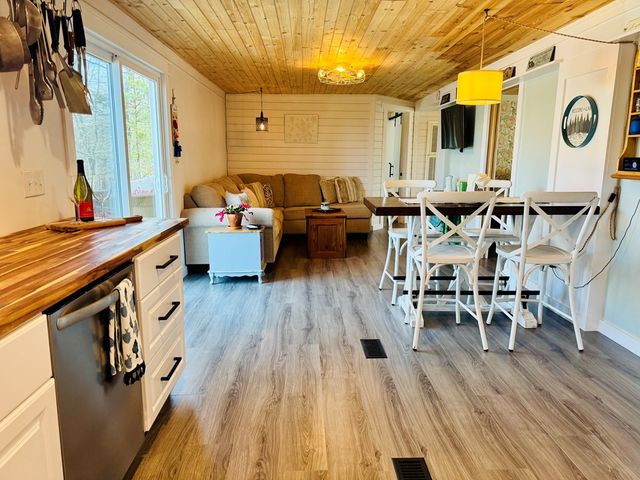 30 Mobleys Bluff Road, Abbeville, SC 29620