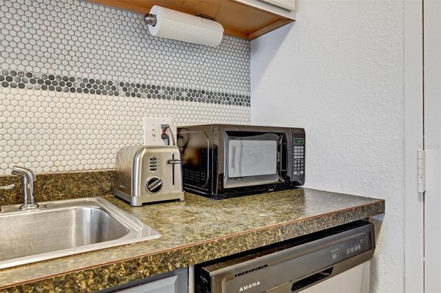 2700 BAYSHORE BOULEVARD 4111, Dunedin, FL 34698