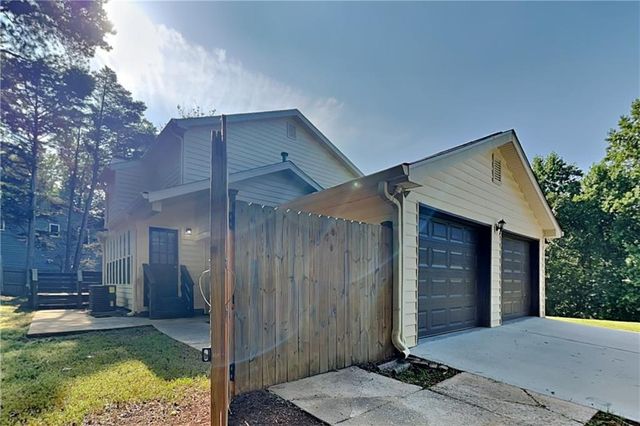 6839 Woodcreek Lane, Douglasville, GA 30135