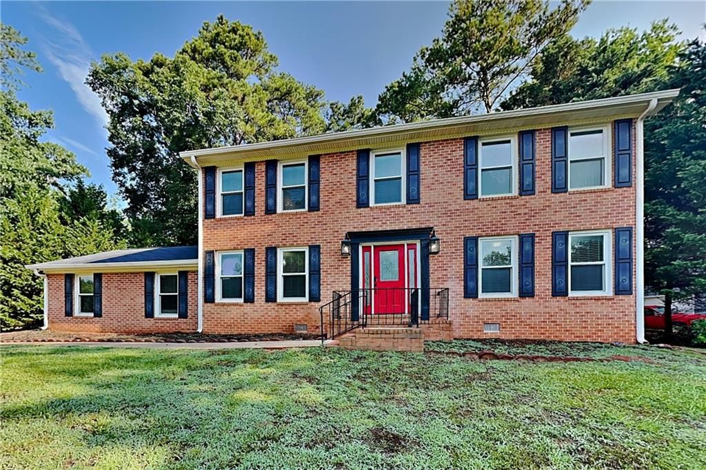 6839 Woodcreek Lane, Douglasville, GA 30135