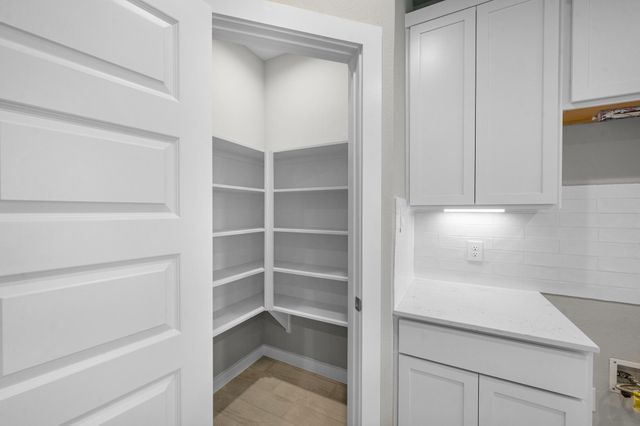 3131 Spitfire Drive, Rosenberg, TX 77471