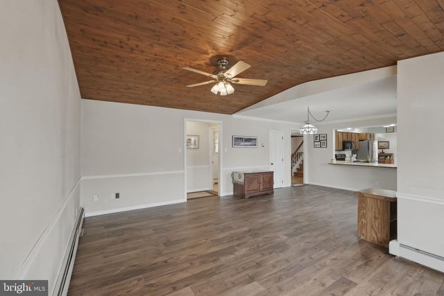 1302 CHERRY LN, Blue Bell, PA 19422