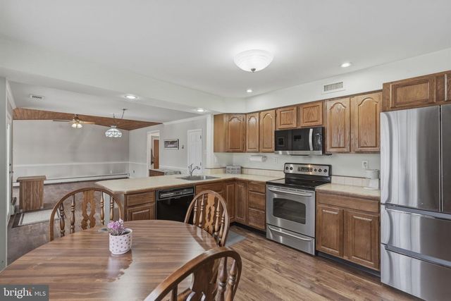 1302 CHERRY LN, Blue Bell, PA 19422