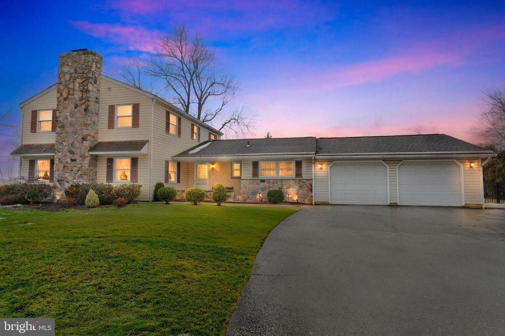 1302 CHERRY LN, Blue Bell, PA 19422