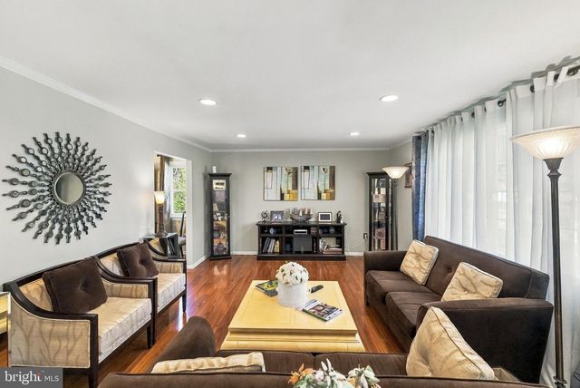 5 MICHELLE CT, Ewing, NJ 08628