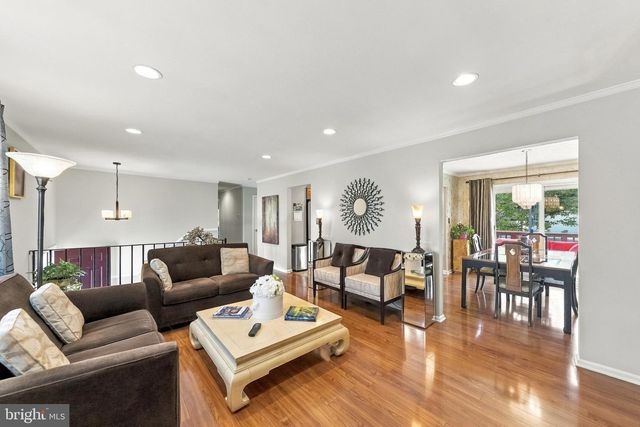 5 MICHELLE CT, Ewing, NJ 08628
