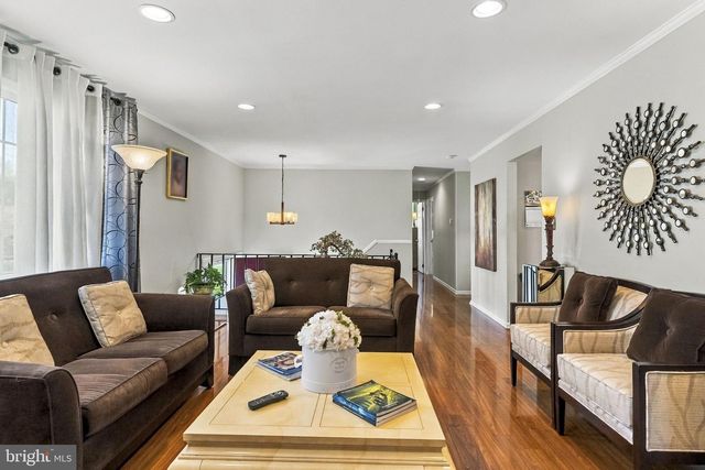 5 MICHELLE CT, Ewing, NJ 08628