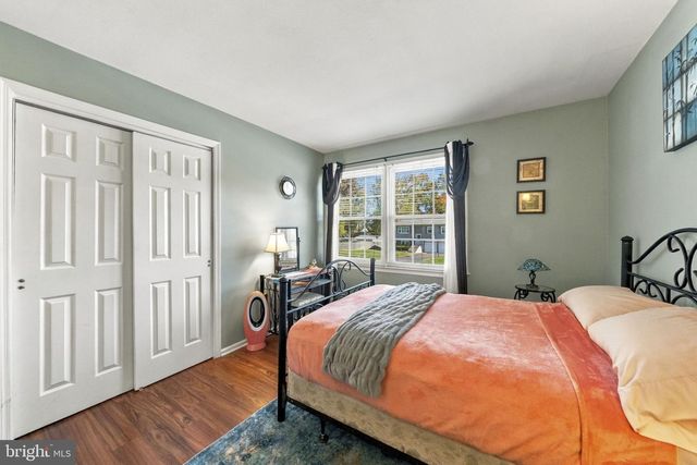 5 MICHELLE CT, Ewing, NJ 08628