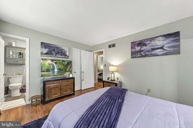 5 MICHELLE CT, Ewing, NJ 08628