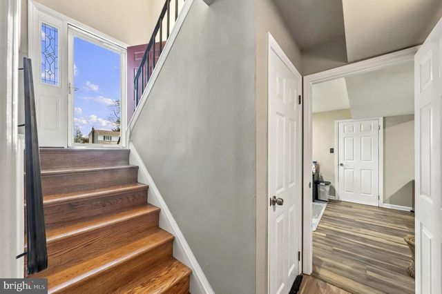 5 MICHELLE CT, Ewing, NJ 08628
