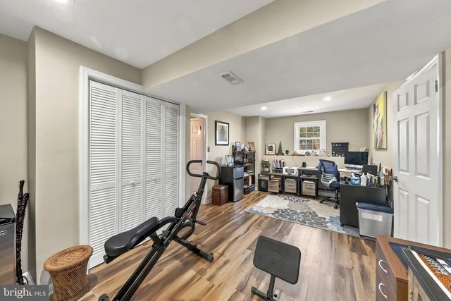 5 MICHELLE CT, Ewing, NJ 08628