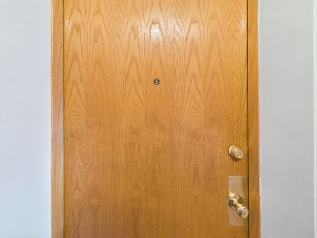 755 Dulles Road F, Des Plaines, IL 60016