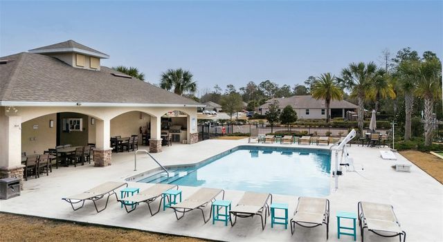 107 PARK PLACE CIRCLE, Palm Coast, FL 32164