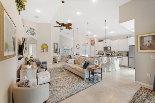 107 PARK PLACE CIRCLE, Palm Coast, FL 32164