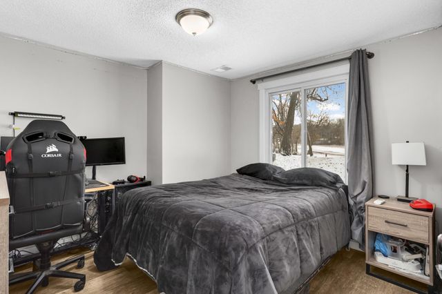 10 Woodpecker Ridge Road, Excelsior, MN 55331