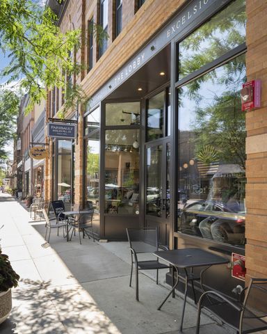 10 Woodpecker Ridge Road, Excelsior, MN 55331