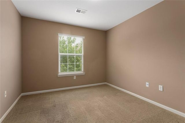 9827 Nieman Place, Overland Park, KS 66214