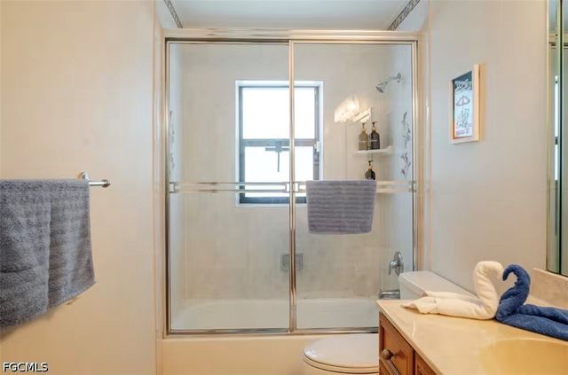 203 SE 43rd TER, Cape Coral, FL 33904