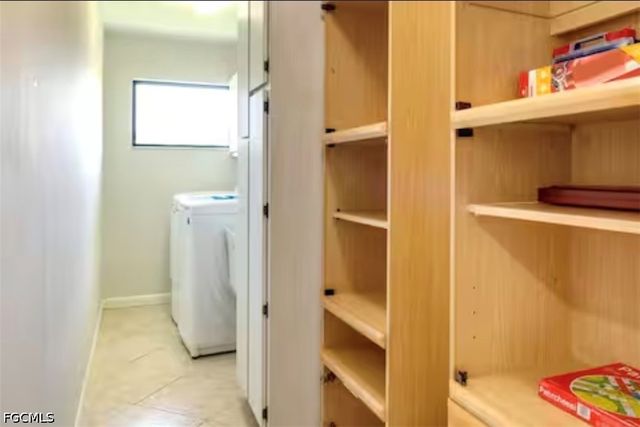 203 SE 43rd TER, Cape Coral, FL 33904