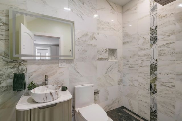 181 Maverick Street PH, Boston, MA 02128