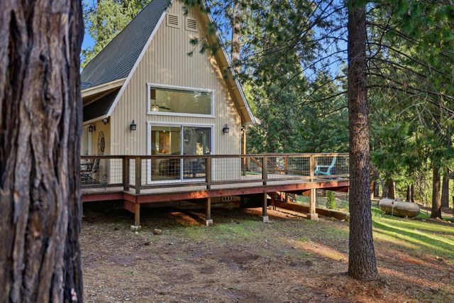 26476 Spring Rd, Pioneer, CA 95666