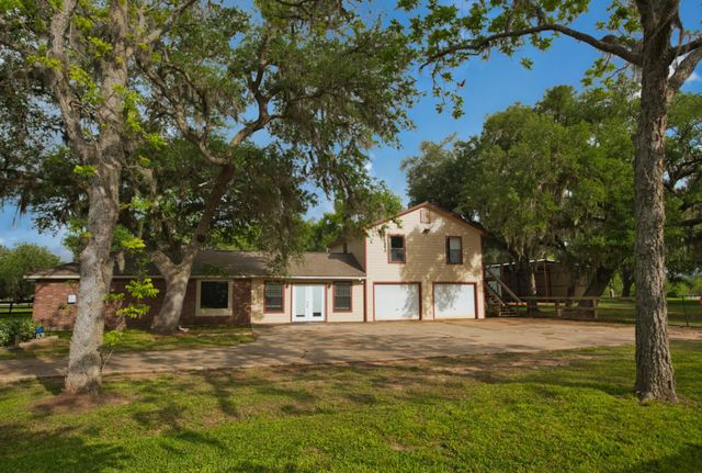 3836 Brazos River Road CR400, Jones Creek, TX 77541