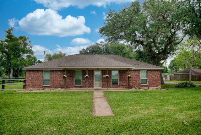 3836 Brazos River Road CR400, Jones Creek, TX 77541