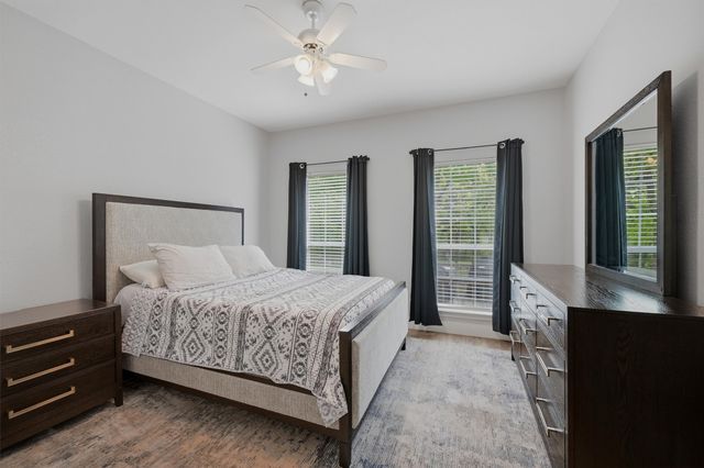 106 Shoshone Drive, Lake Kiowa, TX 76240