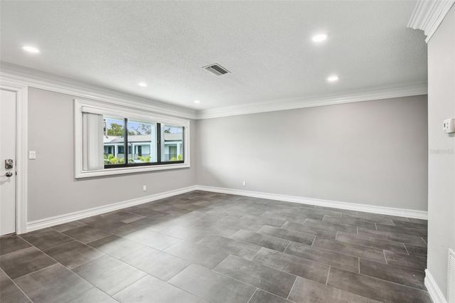 2942 W BAY DRIVE 16, Belleair Bluffs, FL 33770