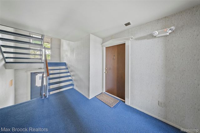 315 Riviera Drive 74, St. Clair Shores, MI 48080