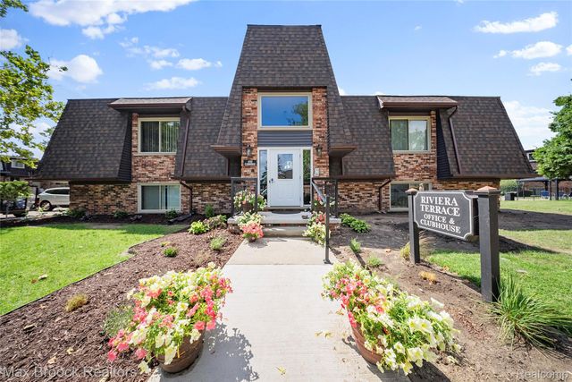 315 Riviera Drive 74, St. Clair Shores, MI 48080