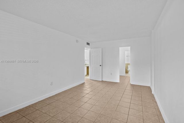 1800 Sans Souci Blvd 106, North Miami, FL 33181