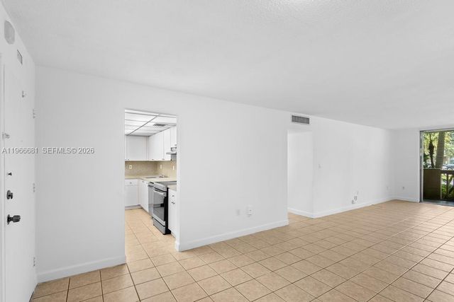 1800 Sans Souci Blvd 106, North Miami, FL 33181